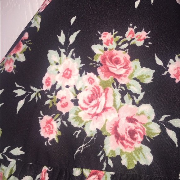 Rosie Racerback - Picture 3 of 3